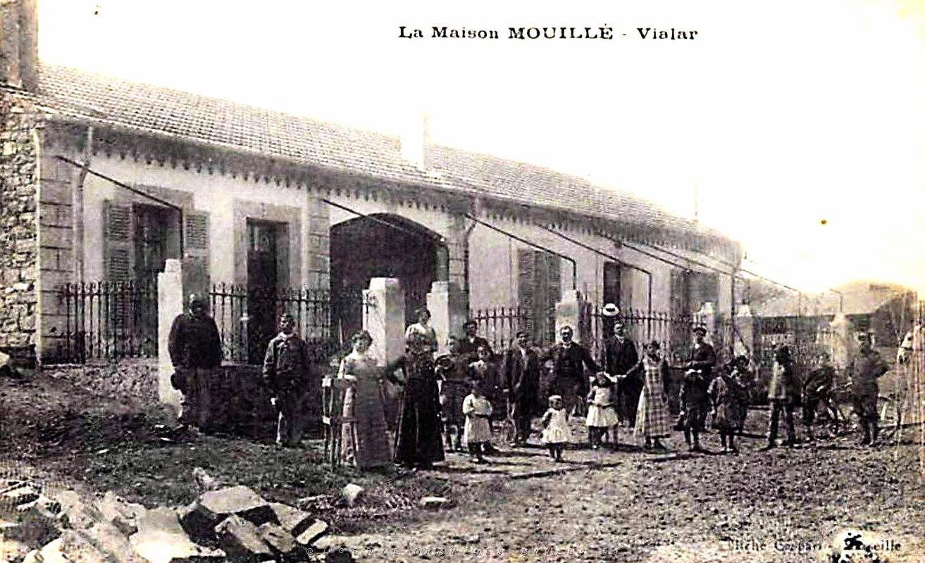 2149- Vialar - Maison Mouille.jpg